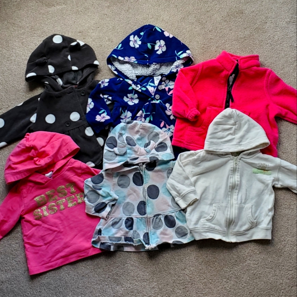 Over 60 pieces 6-12m Clothing Lot - Picture 5 of 8